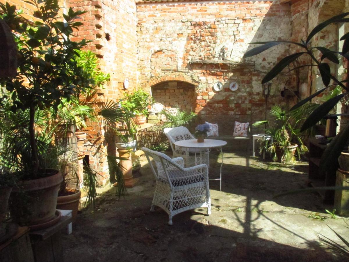 Gartenzimmer Im Schloss Neuhausen Neuhausen  Buitenkant foto